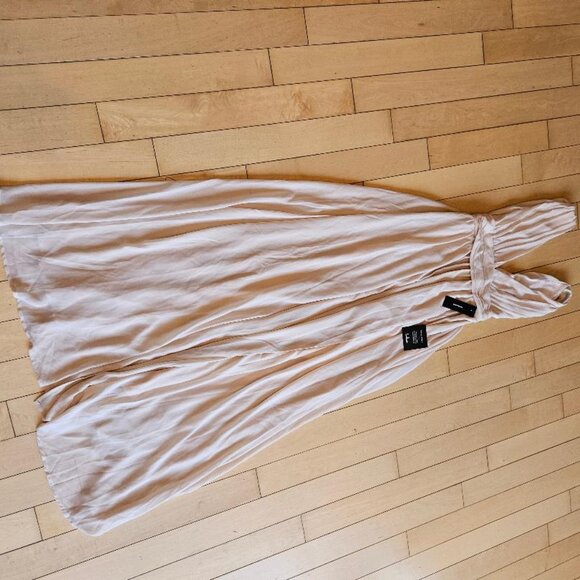 Brand New Evening dress. - Picture 2 of 2